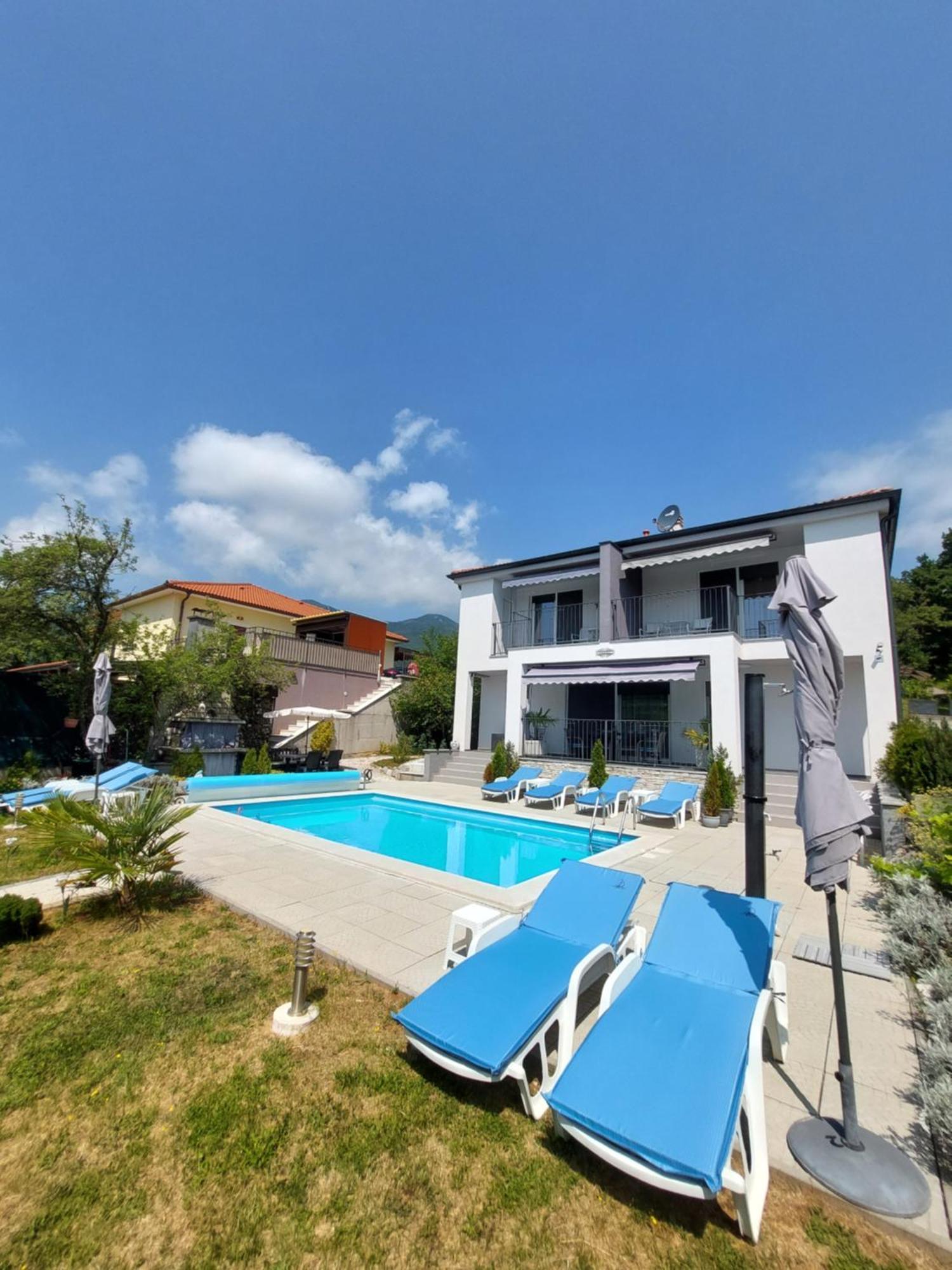 Villa Madlen Ичичи Экстерьер фото
